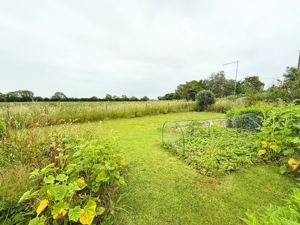 Photo 26- click for photo gallery